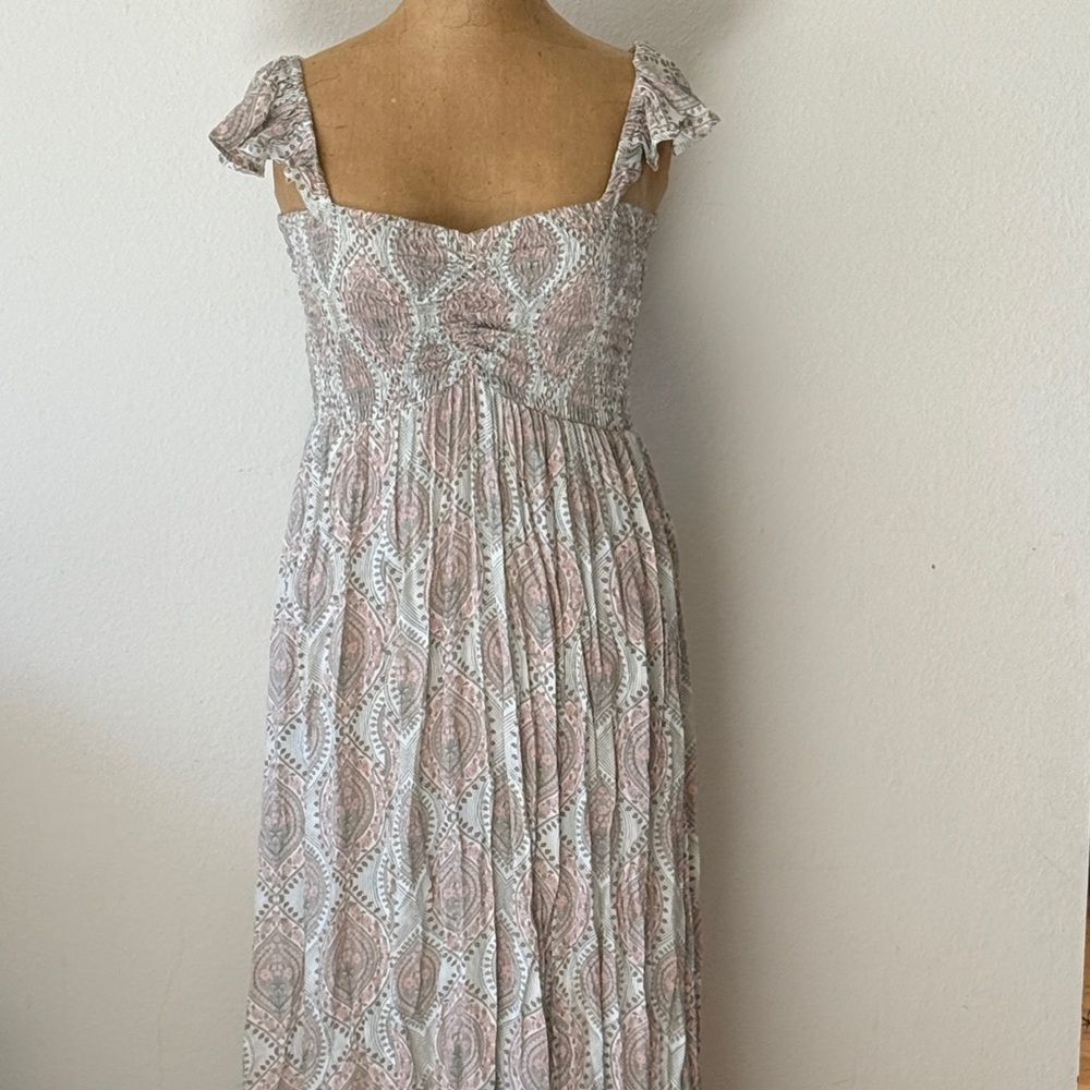 Tiare Hawaii OS stretchy ruched maxi dress with slits pastel Paisley Print